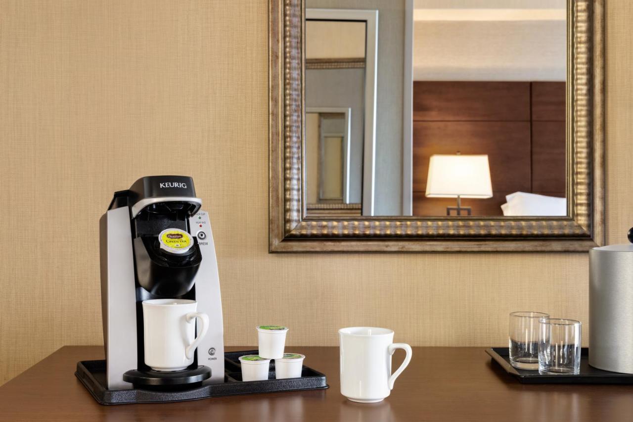 Holiday Inn National Airport/Crystal City By Ihg Arlington Exteriör bild