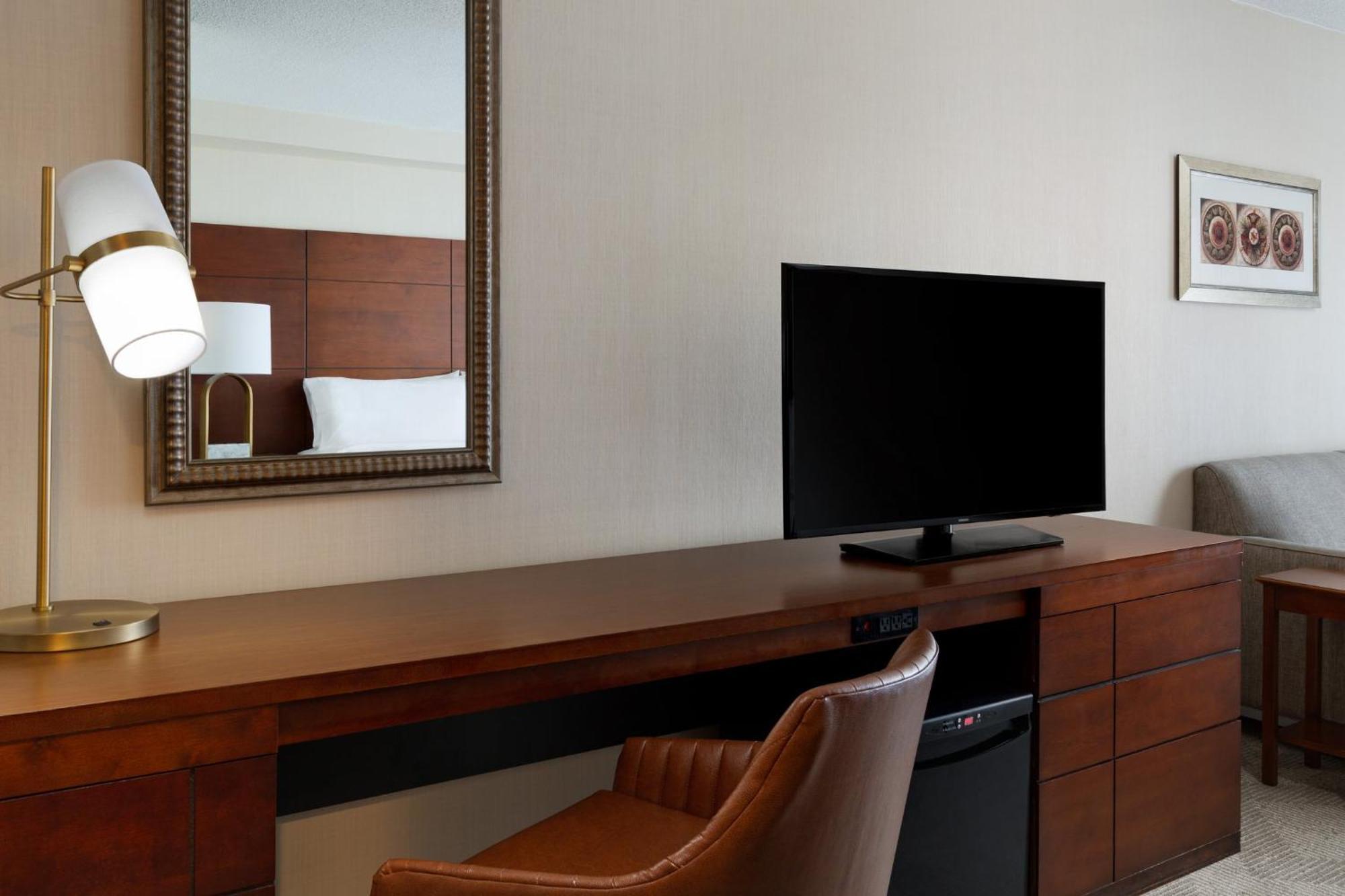 Holiday Inn National Airport/Crystal City By Ihg Arlington Exteriör bild
